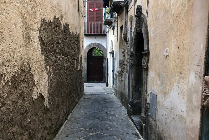 Secret Walks of Piano Di Sorrento - Archaeological Museum: Uncovering the Past