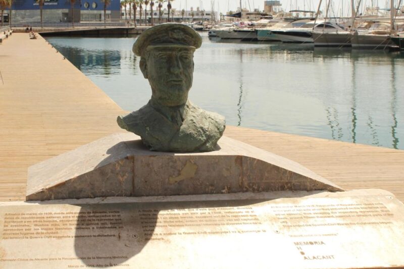 Secrets of Alicante, Self-Guided Interactive Discovery Game - Ideal for Different Groups