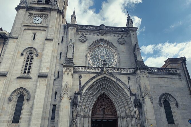 Secrets of Casco Viejo in Bilbao: Quest Experience - Schedule and Availability