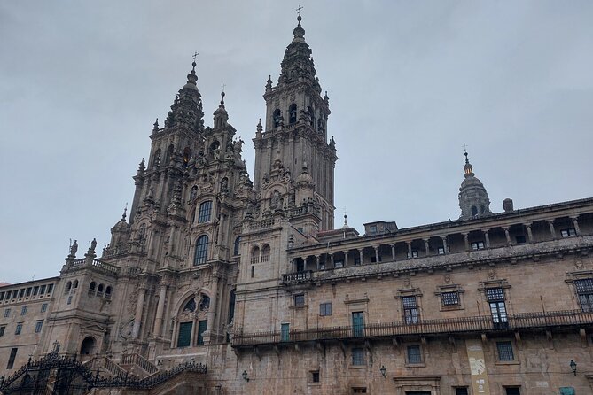 Secrets of Compostela Private Tour - Location and Rating