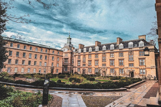 Secrets of King's College Cambridge, Hawking, Darwin, Newton - Exploring the Self-Guided Audio Tour