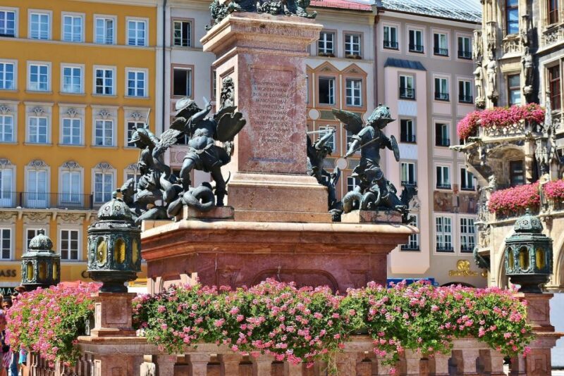 Secrets of Munich, Self-Guided Interactive Discovery Game - Key Points