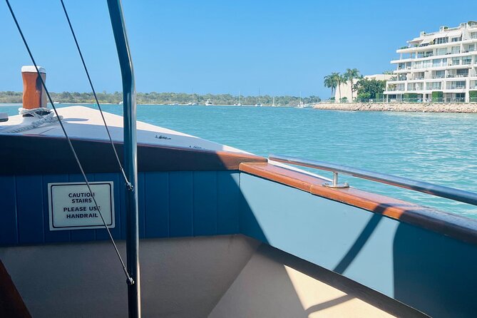 Secrets of Noosa Tour With Oceanview Lunch, Nature & Noosa River Ferry - Accessibility and Additional Information
