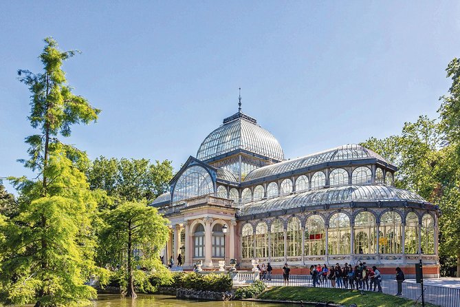 Secrets of Retiro Park in Madrid - 2 Hours Tour - Meeting and Pickup Details