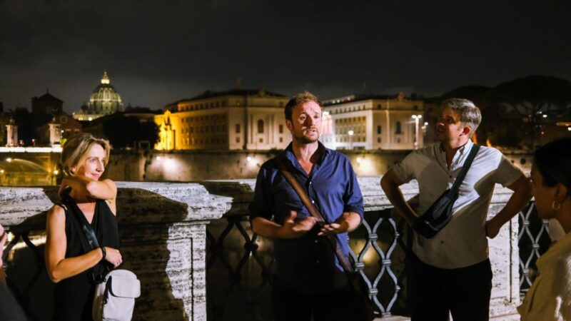 Secrets of Rome: Historical True Crime Small Group Tour - Inclusions and Additional Information