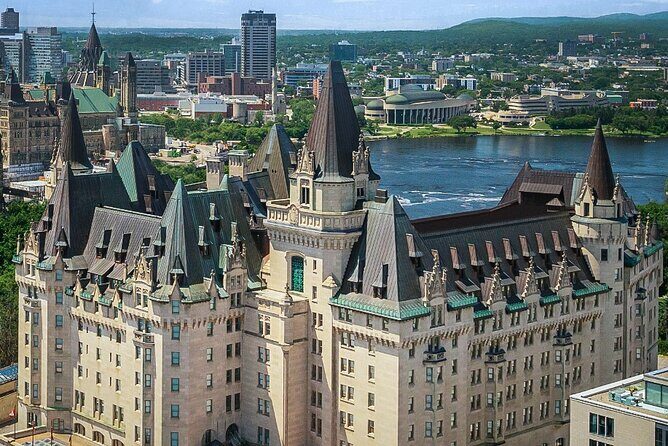 Secrets of the Château Laurier Hotel Tour - Key Points