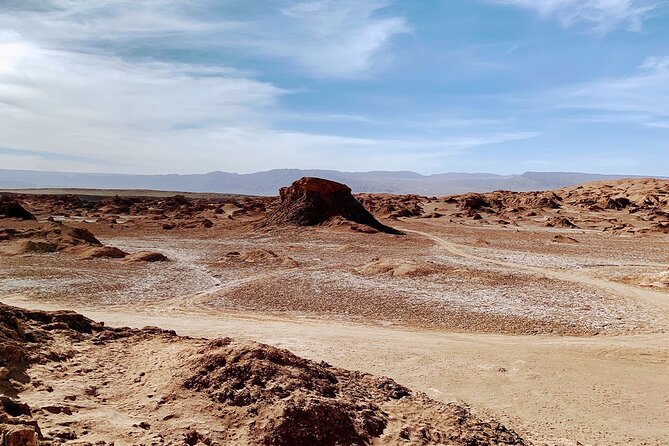 Secrets of the Desierto: Valley of the Moon and Discovery - Taking in the Atacama Landscape