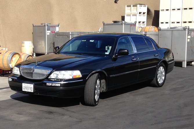 Sedan Airport Transfer From SFO to East Bay (One Way) - Key Points