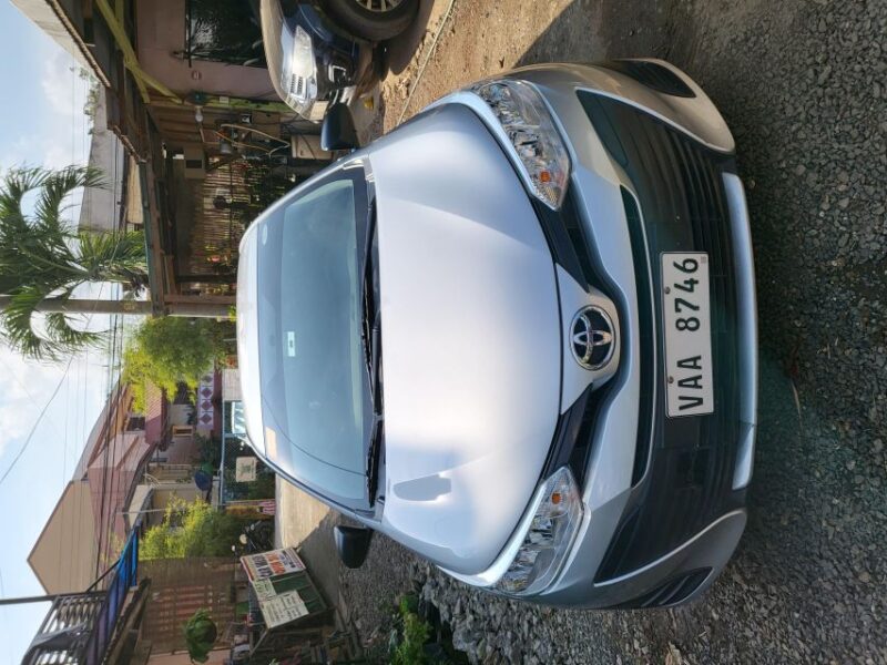 Sedan Car For Rent - Vehicle Specifications and Features