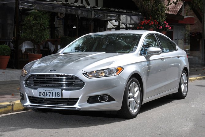 (Sedan Executive Class) Transfer VCP Airport • São Paulo - Availability and Timing