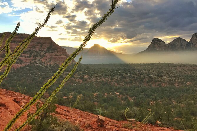 Sedona Sacred Canyons Loop Hike With a Private Guide - Red Rock Pass Parking
