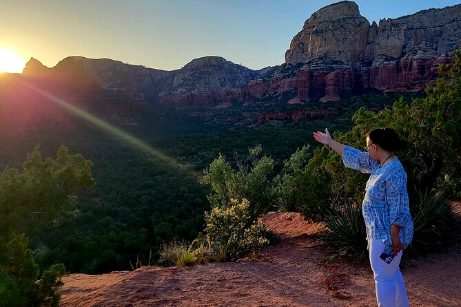 Sedona Scenic Sunset Tour - Semi Private! - Stunning Sunset Views and Off-the-Beaten-Path Locations