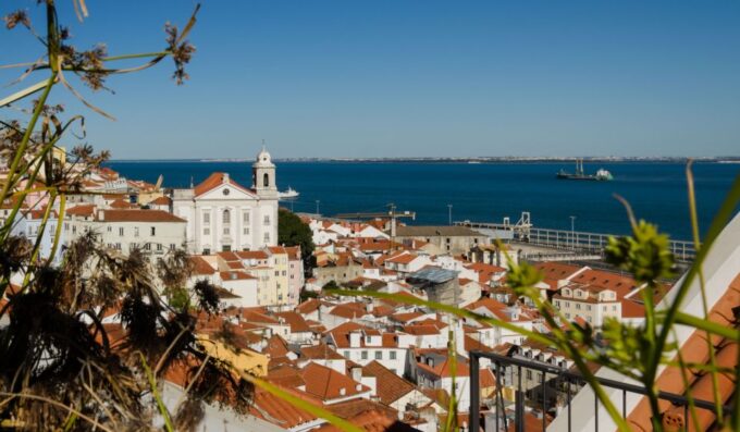 See Lisbon Through the Eyes of a Local - Free Walking Tour - Local Delicacies and Scenic Walks