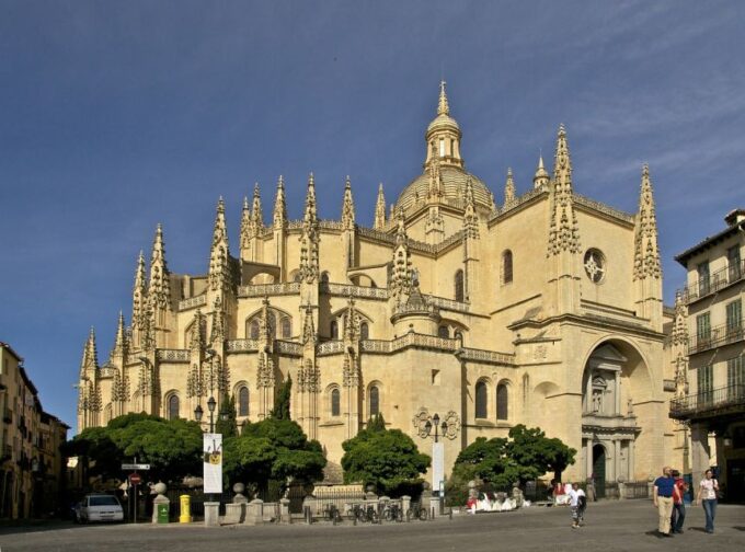 Segovia: 3-Hour Private Walking Tour - Tour Duration and Availability