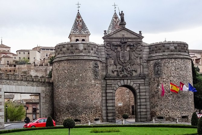 Segovia, Ávila & Toledo: Guided Tour From Madrid - Key Highlights in Segovia