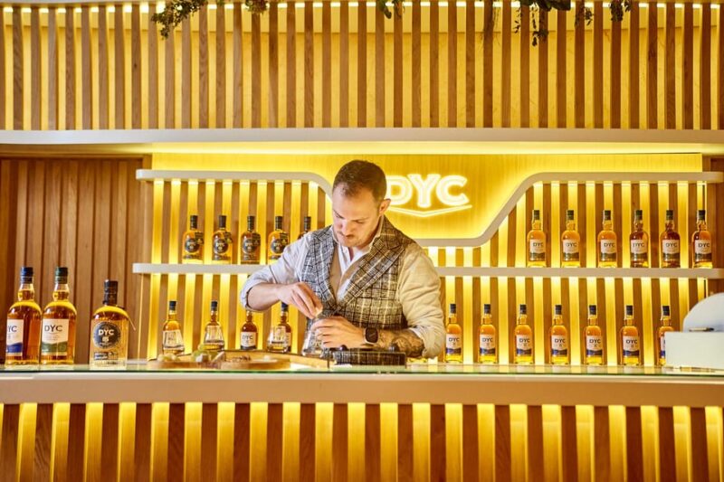 Segovia: DYC Distillery Guided Visit With Whiskey Tasting - Booking Process