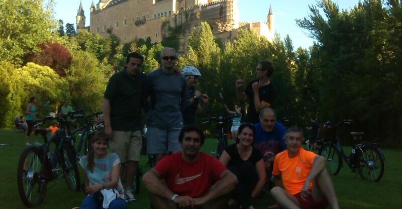 Segovia: Guided Route on an Electric Bicycle (Ebike) - Key Points