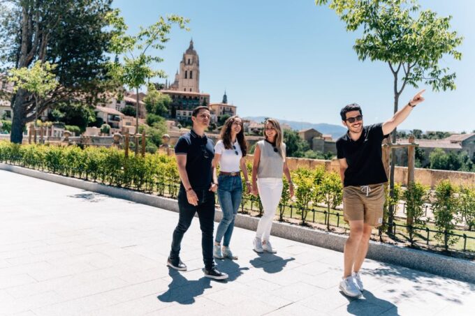 Segovia Guided Visit, Alcazar & Hiking With High Speed Train - Free Time Recommendations