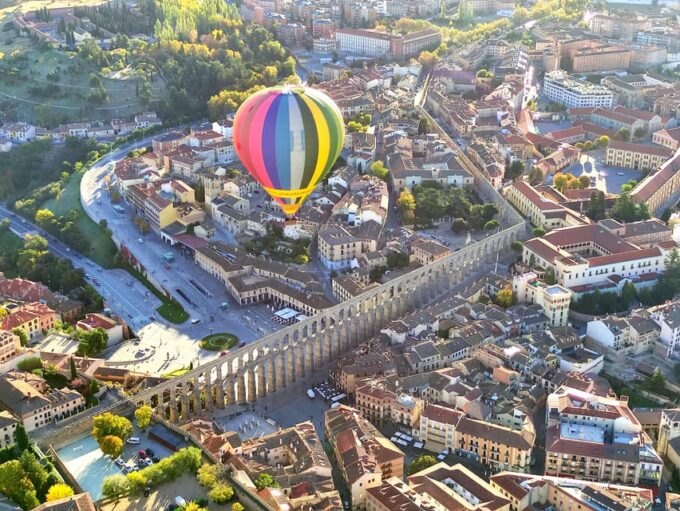 Segovia: Hot Air Balloon Flight With Optional Transfer - About the Hot Air Balloon Company