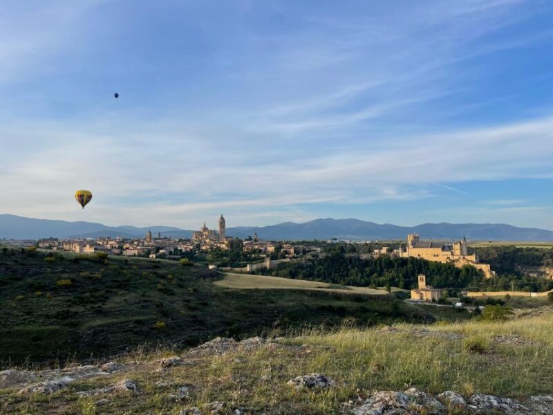 Segovia: Hot-Air Balloon Ride With Cava Toast & Picnic - Key Points