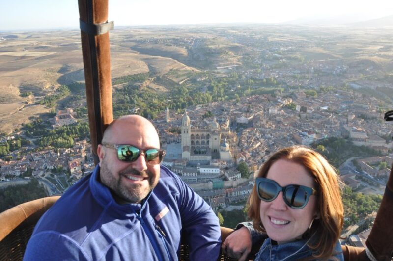 Segovia: Private Balloon Ride for 2 With Cava and Breakfast - Key Points