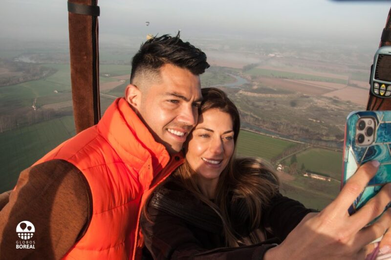 Segovia: Private Balloon Ride for 2 With Cava and Breakfast - Unforgettable Aerial Views