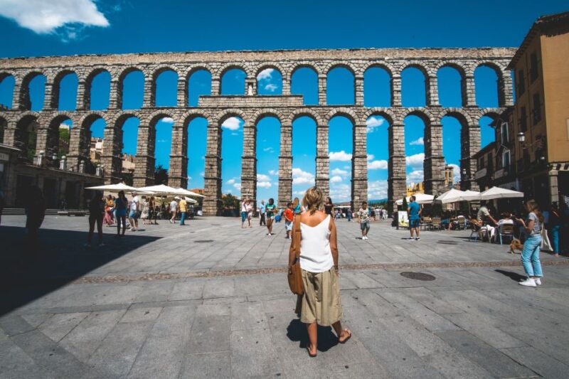 Segovia: Private City Walking Tour With Alcázar of Segovia - Key Points