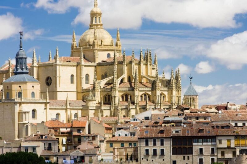 Segovia: Self-Guided Audio Tour on Your Phone - Accessibility and Requirements