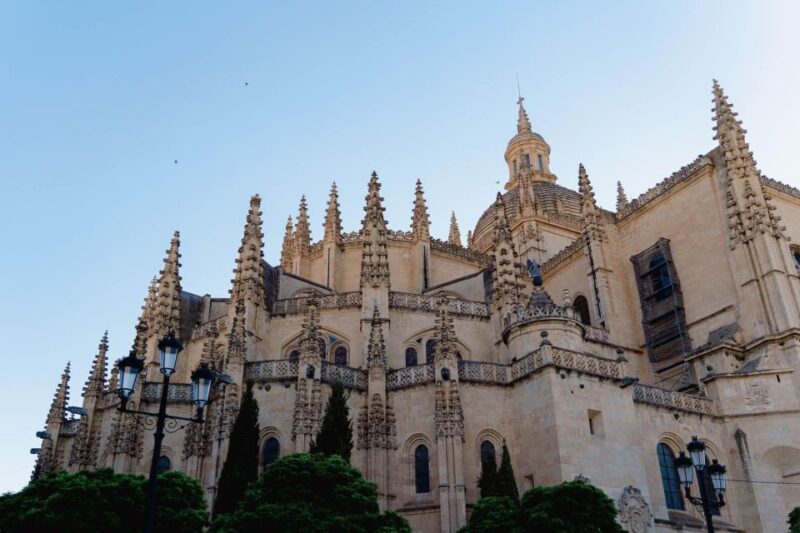 Segovia: Self-Guided Audio Tour on Your Phone - Exploring Segovias Iconic Landmarks