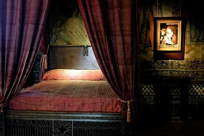 Segovia Tour With Guided Walking Tour Included - Pricing and Guarantee