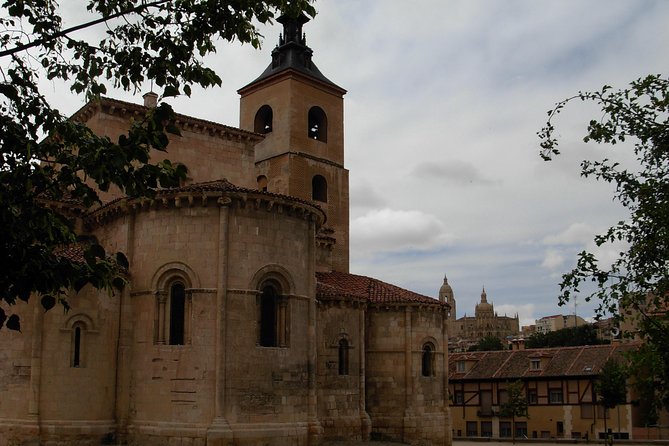Segovia Walking Tour - Exploring the Old Town