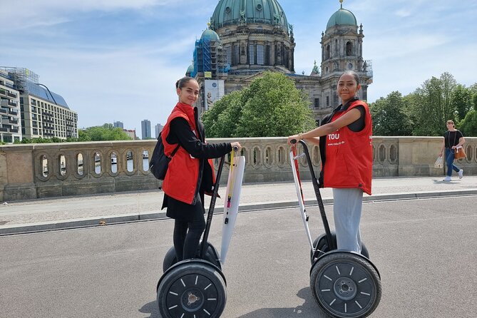 Segway Sightseeing Tour Berlin - Experiencing the Segway Tour