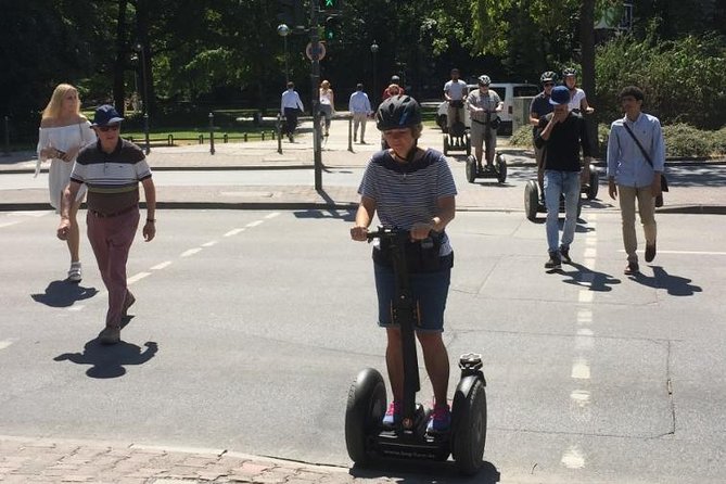 Segway Tour Frankfurt/ Minimum Number of Participants: 2 People - Key Points