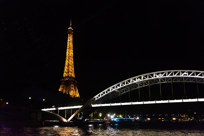 Seine River Dinner Cruise Maxims De Paris With Champagne and Live Music - Dining Details