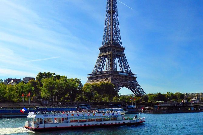 Seine River Sightseeing Guided Cruise by Vedettes Du Pont Neuf - Boat Features and Amenities