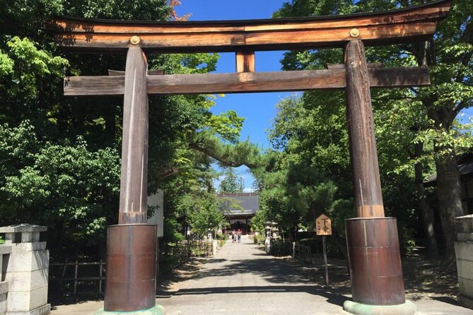 Self Guided Adventure Hunt: East Meets West in Nagano! - Capture the Essence of East and West