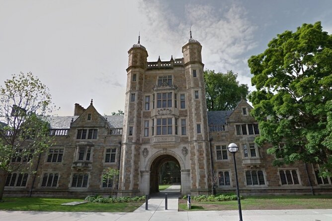 Self-Guided Ann Arbor Scavenger Hunt: Ann Arbor Adventure - Whats Included
