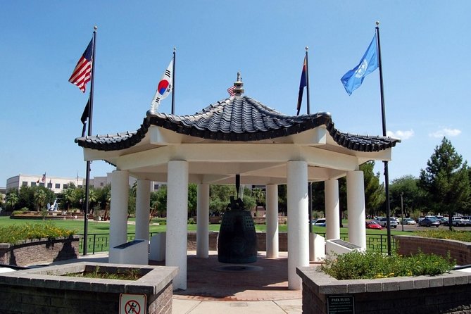 Self-Guided Arizona Scavenger Hunt: Arizonas Capitol Sights - Engaging Trivia and Challenges