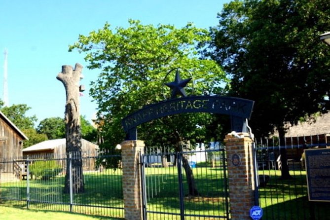 Self-Guided Arlington Scavenger Hunt: What Dreams Are Made Of - Meeting and Accessibility Information