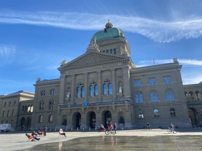 Self-Guided Audio City Tour in Bern - Prominent Locations