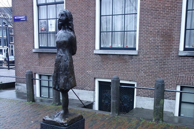 Self-Guided Audio Tour Holocaust Series: The Jewish Quarter - Meeting Point and Pickup