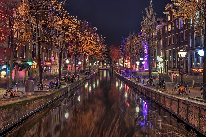 Self-Guided Audio Tour of The Red Light District - Explore Vibrant Zeedijk Street and More