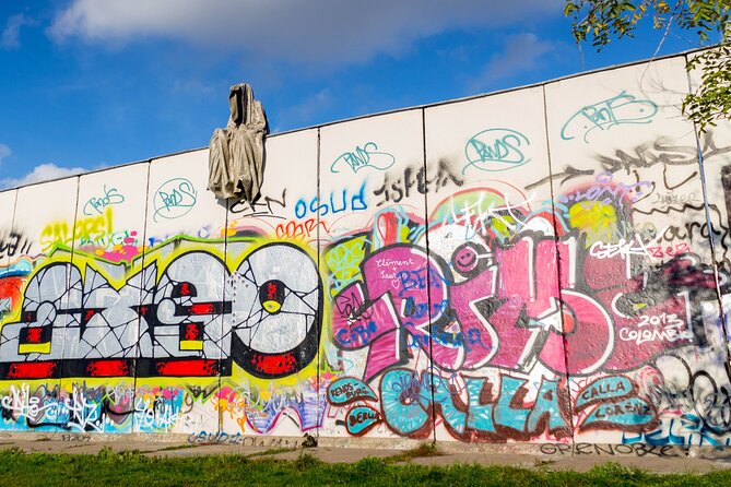Self-Guided Audio Tour-The Fall of the Wall: a Light for Humanity - Exploring Berlin