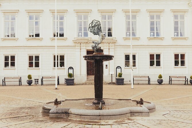Self-Guided Audio Walking Tour Through Kurt Wallanders Ystad - Immersive Soundscape and Visual Clues