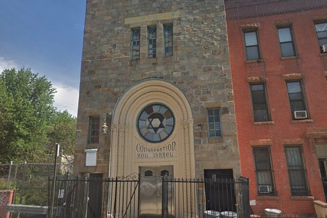 Self-Guided Brooklyn Scavenger Hunt: Soaring To New Heights - Exploring Landmarks and Hidden Gems