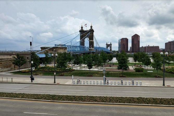 Self-Guided Cincinnati Scavenger Hunt: True America - Participant Requirements