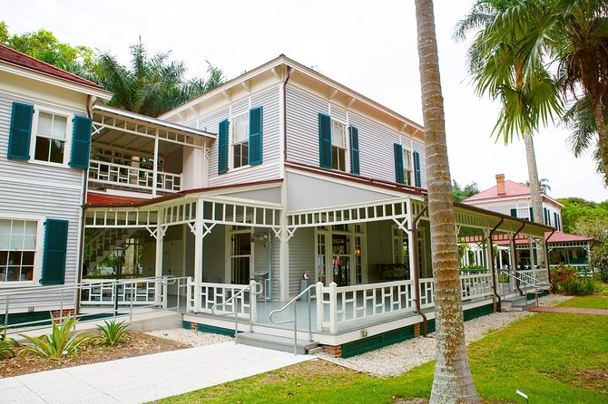 Self-Guided Fort Myers Scavenger Hunt: His Greatest Invention - Meeting Details