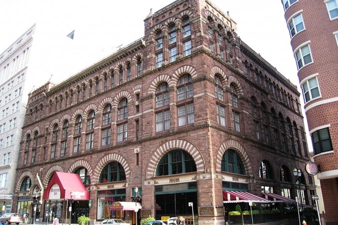 Self-Guided Hartford Scavenger Hunt: The Riches Of Hartford - Engaging in the Scavenger Hunt