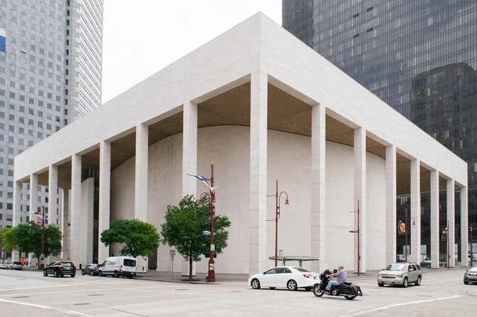 Self-Guided Houston Scavenger Hunt: Houston, We Have a Hunt - Exploring Houstons Landmarks