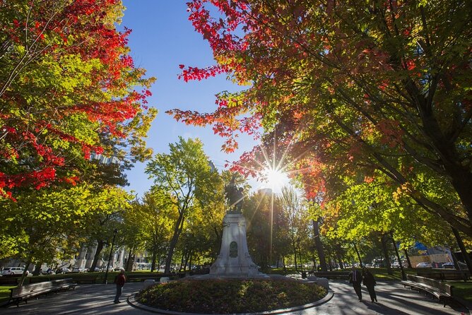 Self-Guided Montreal Scavenger Hunt: Montreals Cultural Wonders - Solving Challenges and Trivia